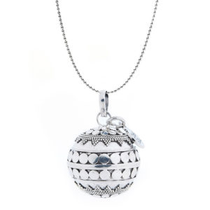 Collier de grossesse assemblé